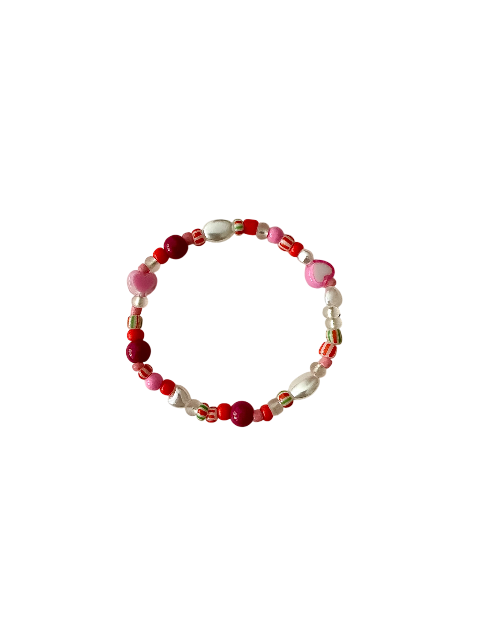 Summer bracelet with pearls, hearts and colorful beads