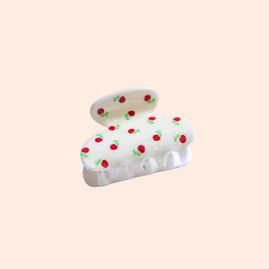 Summer hair clip with cute roses